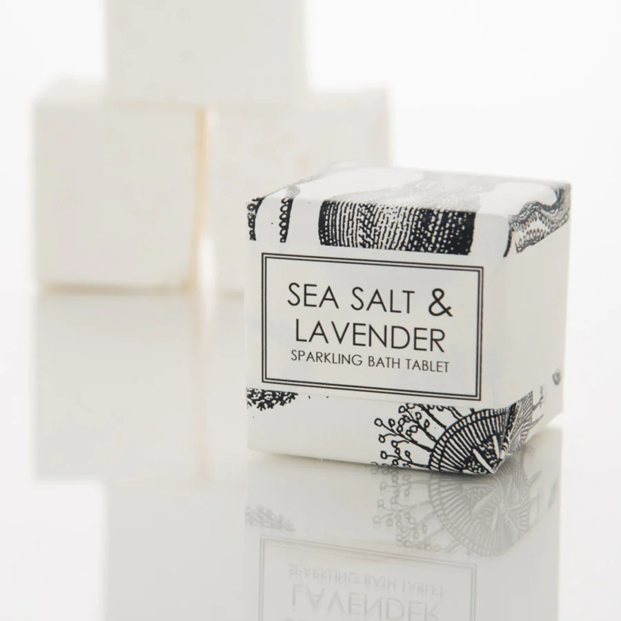 FORMULARY 55 SPARKLING BATH TABLET Sea Salt & Lavender