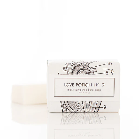 FORMULARY 55 Shea Butter Moisturizing Soap Love Potion No 9